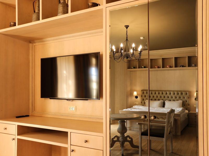 Upscale hotel suite